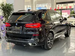 2022 BMW X5 30Li M, чёрный — фото 9