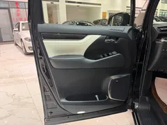 2020 Lexus LM 300h, чёрный — фото 6
