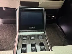 2020 Lexus LM 300h, чёрный — фото 11