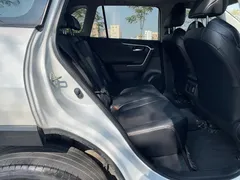 2022 Toyota Wildlander 2.0L CVT 4WD Luxury, белый — фото 15