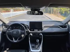 2022 Toyota Wildlander 2.0L CVT 4WD Luxury, белый — фото 17