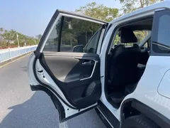 2022 Toyota Wildlander 2.0L CVT 4WD Luxury, белый — фото 30