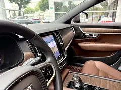 2024 Volvo V90 Cross Country B5 AWD Zhiyuan — фото 9