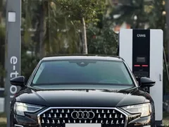 2024 Audi A8 A8L 55 TFSI quattro flagship model — фото 2