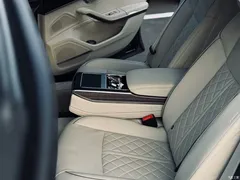 2024 Audi A8 A8L 55 TFSI quattro flagship model — фото 8