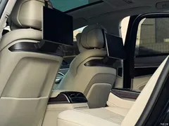 2024 Audi A8 A8L 55 TFSI quattro flagship model — фото 9