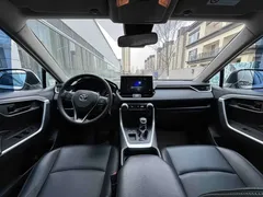 2021 Toyota RAV4 2.0L CVT 2WD, белый — фото 6