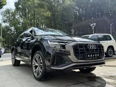 2022 Audi Q8 55 TFSI luxury dynamic model, чёрный — фото 2