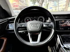 2022 Audi Q8 55 TFSI luxury dynamic model, чёрный — фото 11