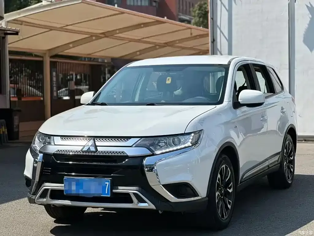 2020 Mitsubishi Outlander 2.0L 2WD Changxing 5-seater