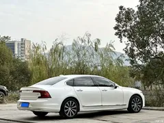 2021 Volvo S90 B5 Zhiyi Luxury, белый — фото 6