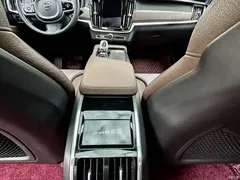 2021 Volvo S90 B5 Zhiyi Luxury, белый — фото 15