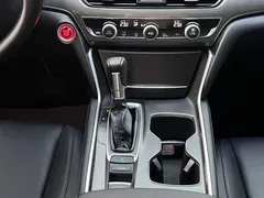 2022 Honda Accord 260TURBO Luxury — фото 10