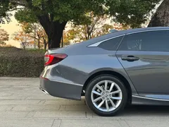 2022 Honda Accord 260TURBO Luxury — фото 14