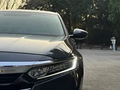 2022 Honda Accord 260TURBO Luxury — фото 16