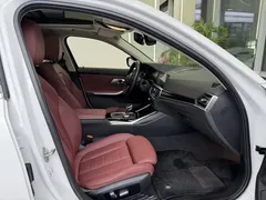 2021 BMW 3 Series 320Li M Sport Package, белый — фото 6