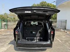 2023 Toyota Sienna 2.5L Hybrid Platinum, чёрный — фото 12