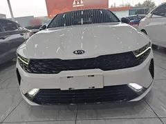 2020 Kia K5 270T CVVD Luxury Tech, белый — фото 3