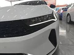 2020 Kia K5 270T CVVD Luxury Tech, белый — фото 18