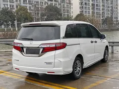 2021 Honda Odyssey 2.0L Rui·Shuxiang, белый — фото 8