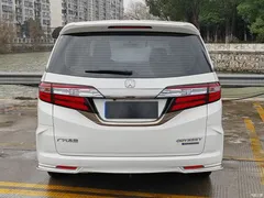 2021 Honda Odyssey 2.0L Rui·Shuxiang, белый — фото 9