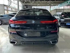 2021 BMW X6 xDrive30i M, чёрный — фото 6