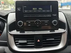 2021 Toyota Yaris L Zhixiang L 1.5L CVT Advanced, белый — фото 14