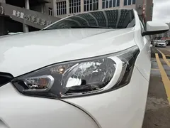 2021 Toyota Yaris L Zhixiang L 1.5L CVT Advanced, белый — фото 15