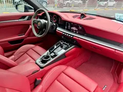 2020 Porsche 911 Carrera 3.0T, чёрный — фото 11