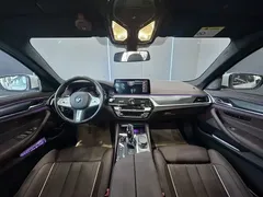 2022 BMW 5 Series 5 535Le Pioneer M, белый — фото 9
