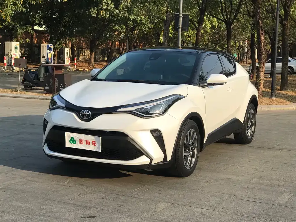 2021 Toyota C-HR 2.0L Luxury