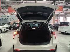 2022 Changan CS75 PLUS 2nd Gen 1.5T AT Premium, белый — фото 15