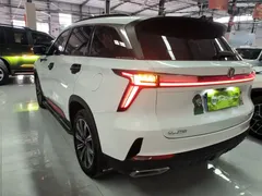 2022 Changan CS75 PLUS 2nd Gen 1.5T AT Premium, белый — фото 23
