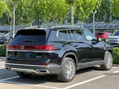 2022 Volkswagen Teramont X 530 V6 4WD Premium Flagship, чёрный — фото 5
