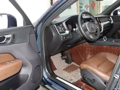2022 Volvo XC60 B5 4WD Zhiyi Luxury, синий — фото 9