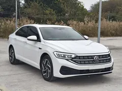 2023 Volkswagen Sagitar 300TSI DSG, белый — фото 3