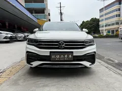 2022 Volkswagen Tiguan L 330TSI AT 2WD R-Line, белый — фото 2