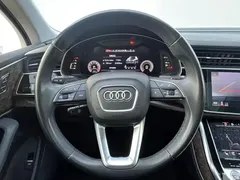 2023 Audi Q7 45 TFSI quattro S line sporty, чёрный — фото 18