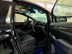2021 Toyota Alphard Hybrid 2.5L Premium, чёрный — фото 10