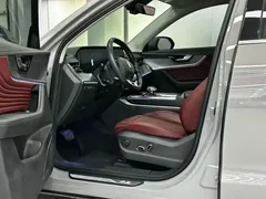 2023 Hongqi HS5 2.0T Pro — фото 2