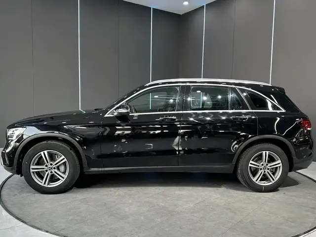 2021 Mercedes-Benz GLC 260 L 4MATIC