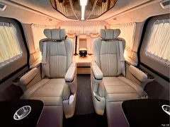 2023 Toyota Granvia 3.5L AT — фото 10