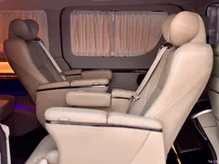 2023 Toyota Granvia 3.5L AT — фото 11