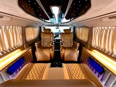 2023 Toyota Granvia 3.5L AT — фото 12