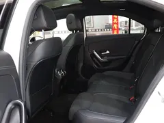 2022 Mercedes-Benz A-Class A 200 L, белый — фото 11
