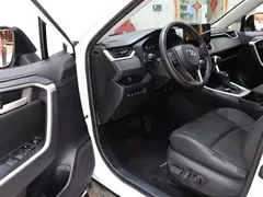 2023 Toyota Wildlander Hybrid 2.5L E-CVT 4WD Premium, белый — фото 9