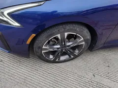 2020 Kia K5 270T CVVD Luxury Tech, синий — фото 23