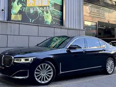 2021 BMW 7 Series 730Li, чёрный — фото 1