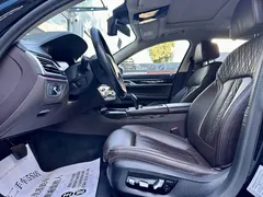 2021 BMW 7 Series 730Li, чёрный — фото 10