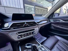 2021 BMW 7 Series 730Li, чёрный — фото 25